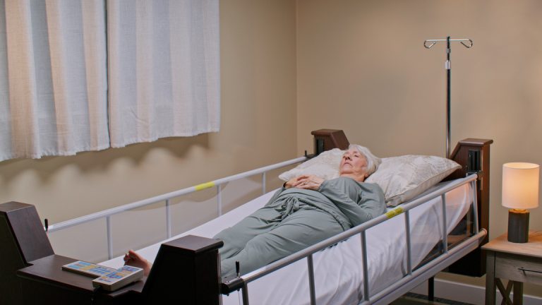 freedom bed with iv pole